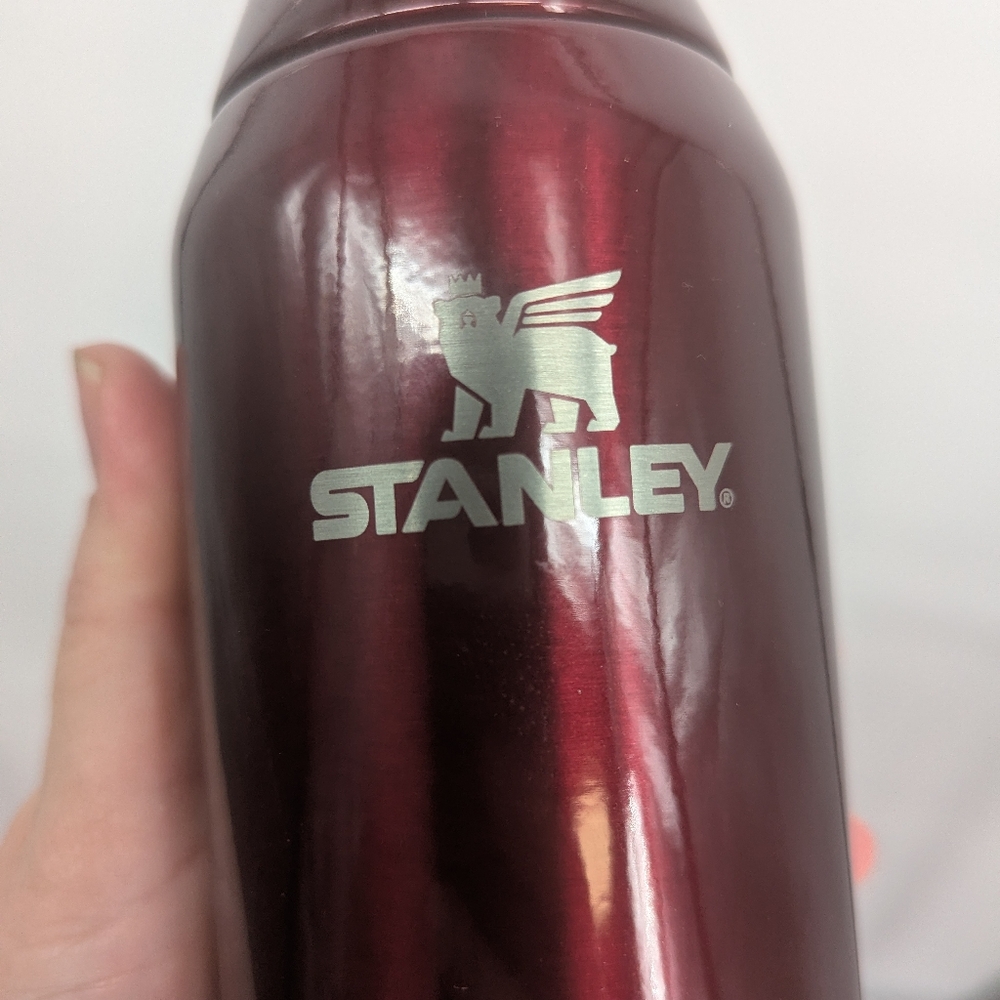 New Stanley All Day Slim Bottle 20 OZ garnet shine Easter gift water bottle - Picture 6 of 9